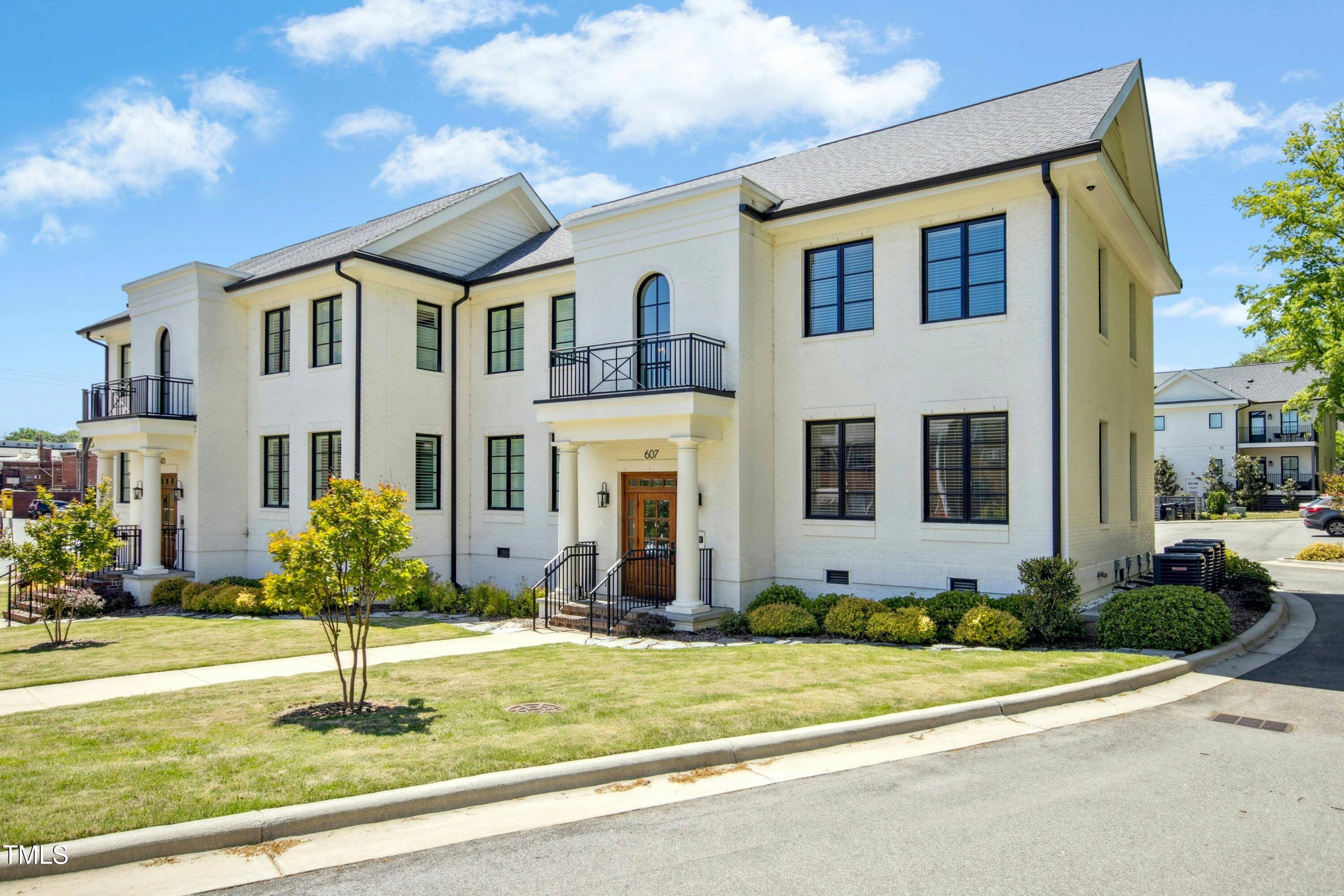 Raleigh, NC 27605,607 Smedes Place #B