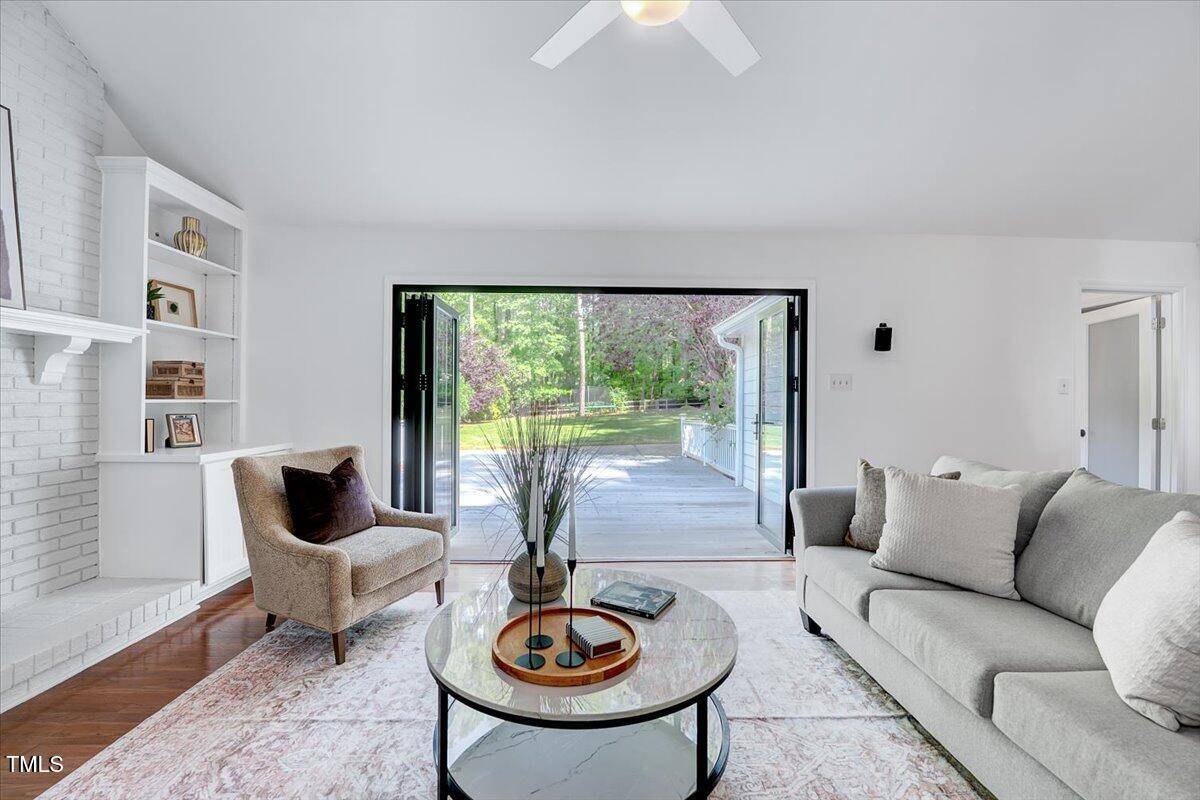 Cary, NC 27511,212 Ronaldsby Drive