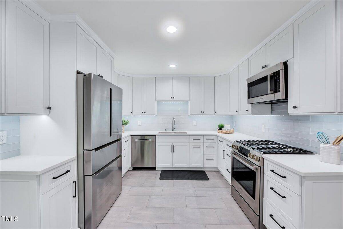 Cary, NC 27511,212 Ronaldsby Drive