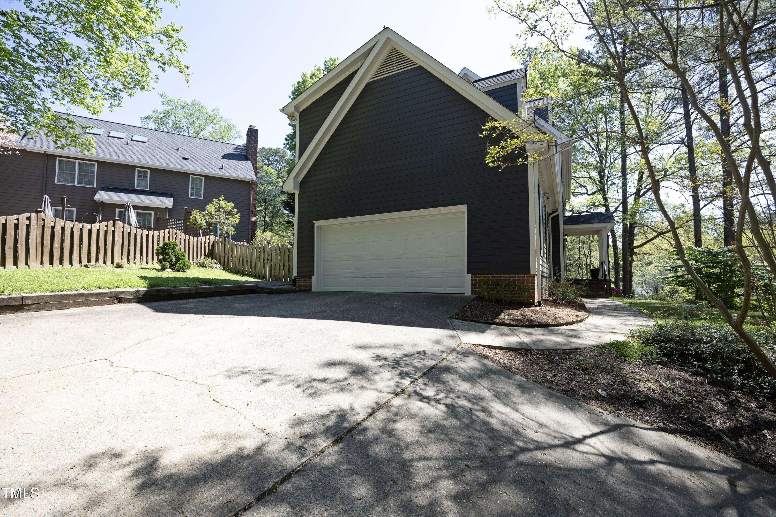 Chapel Hill, NC 27516,221 Ironwoods Drive