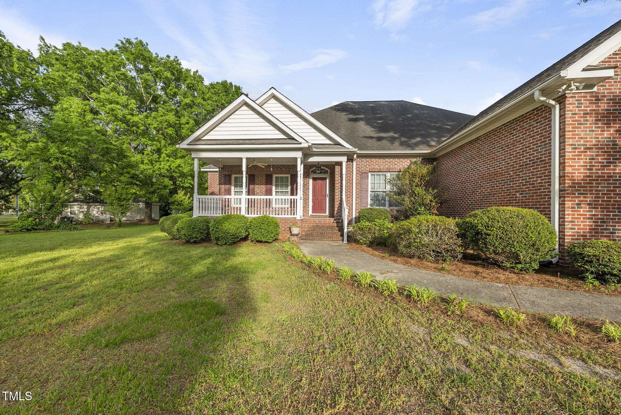 Zebulon, NC 27597,406 N Wakefield Street