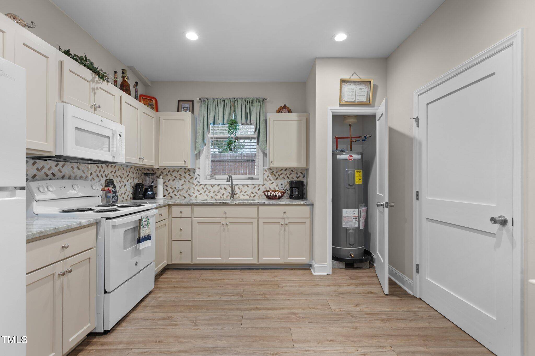 Oxford, NC 27565,212 Orange Street