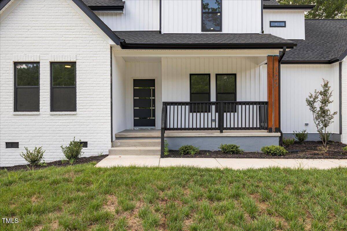 Louisburg, NC 27549,123-125 Ottawa Dr.