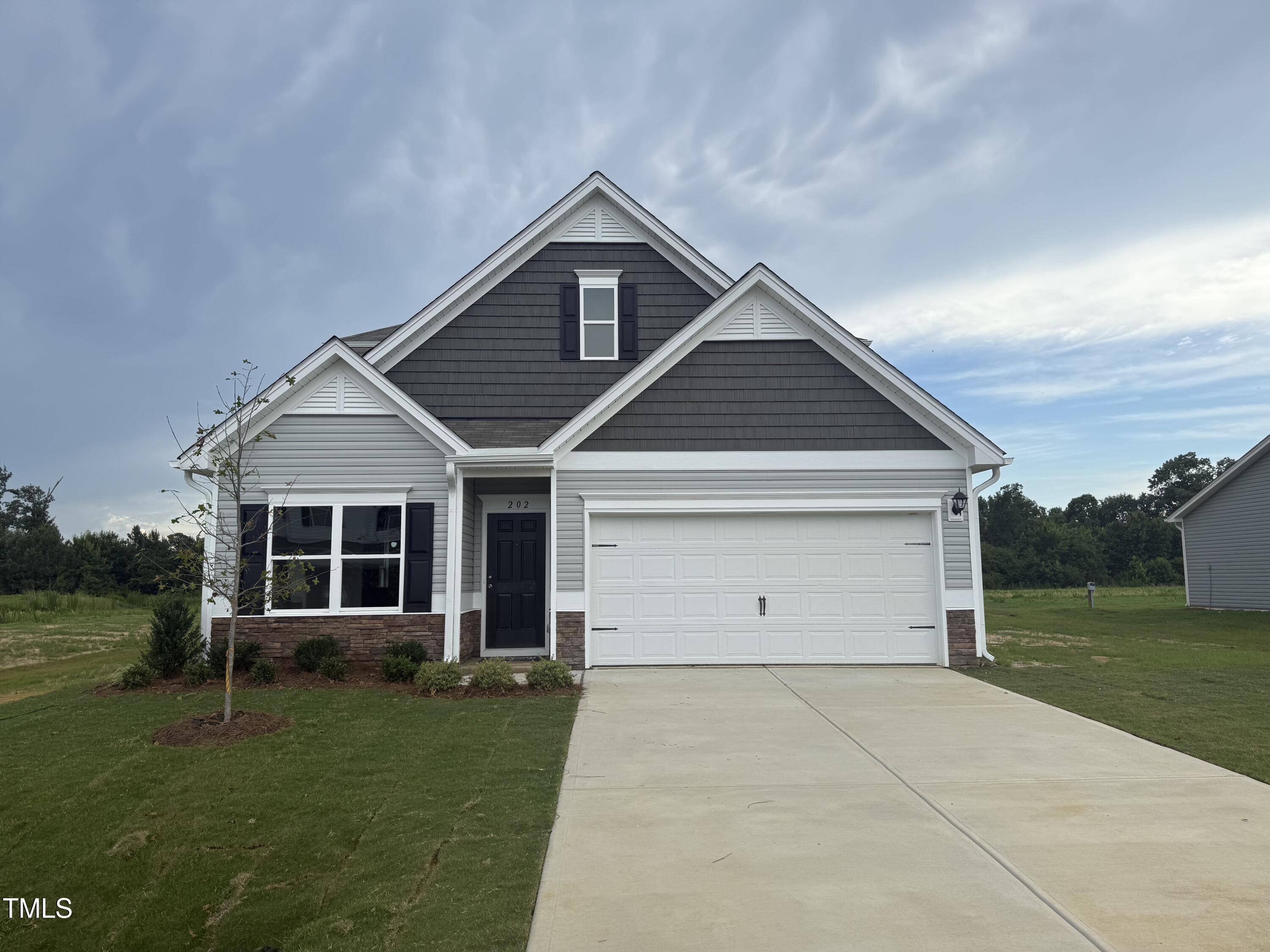 Smithfield, NC 27577,202 E Victory View Terrace #69