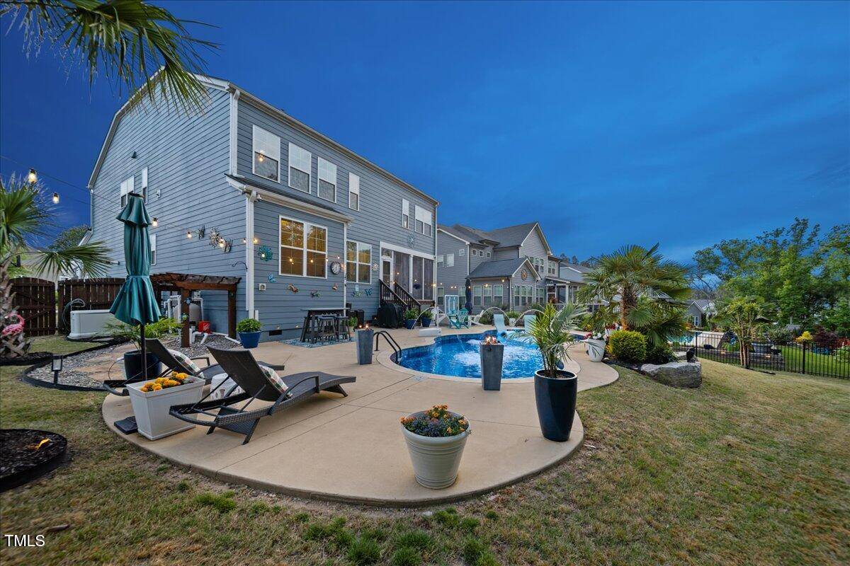 Holly Springs, NC 27540,221 Obsidian Drive