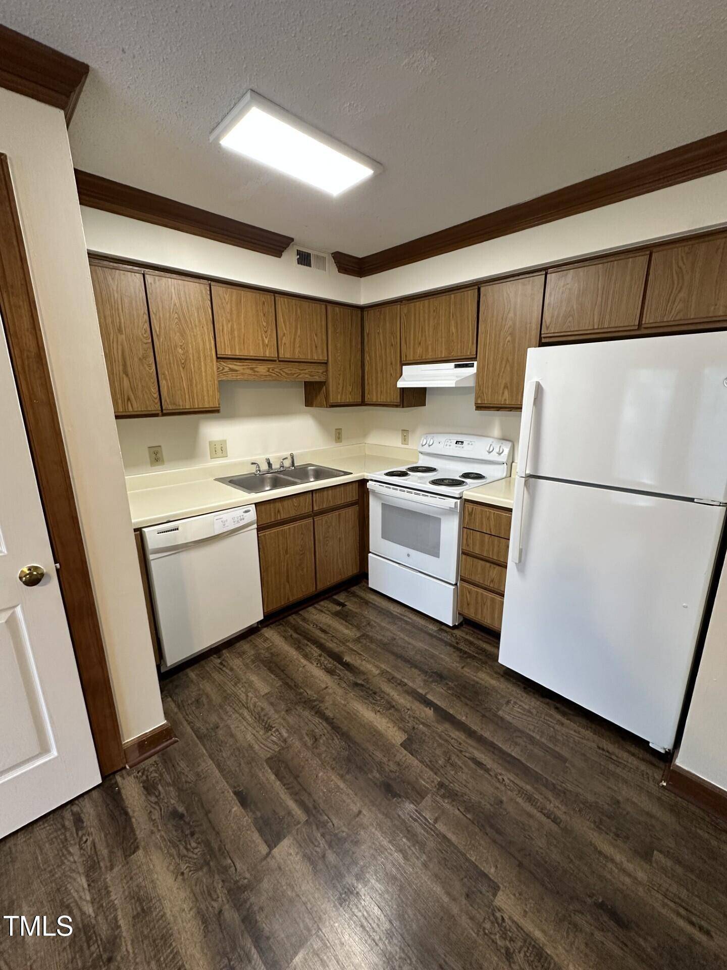 Raleigh, NC 27606,3530 Ivy Commons Drive #101