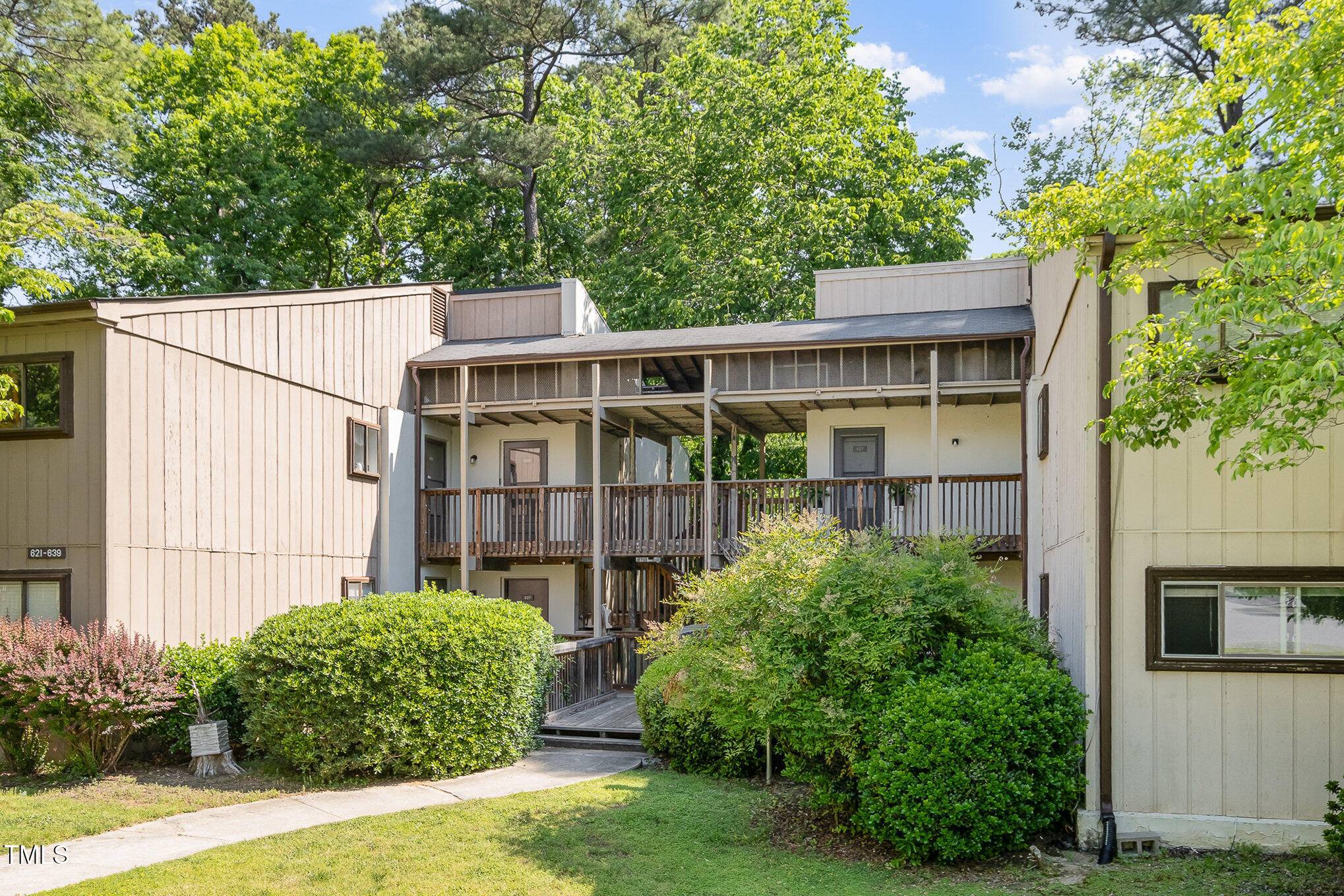 Raleigh, NC 27609,629 Pine Ridge Place