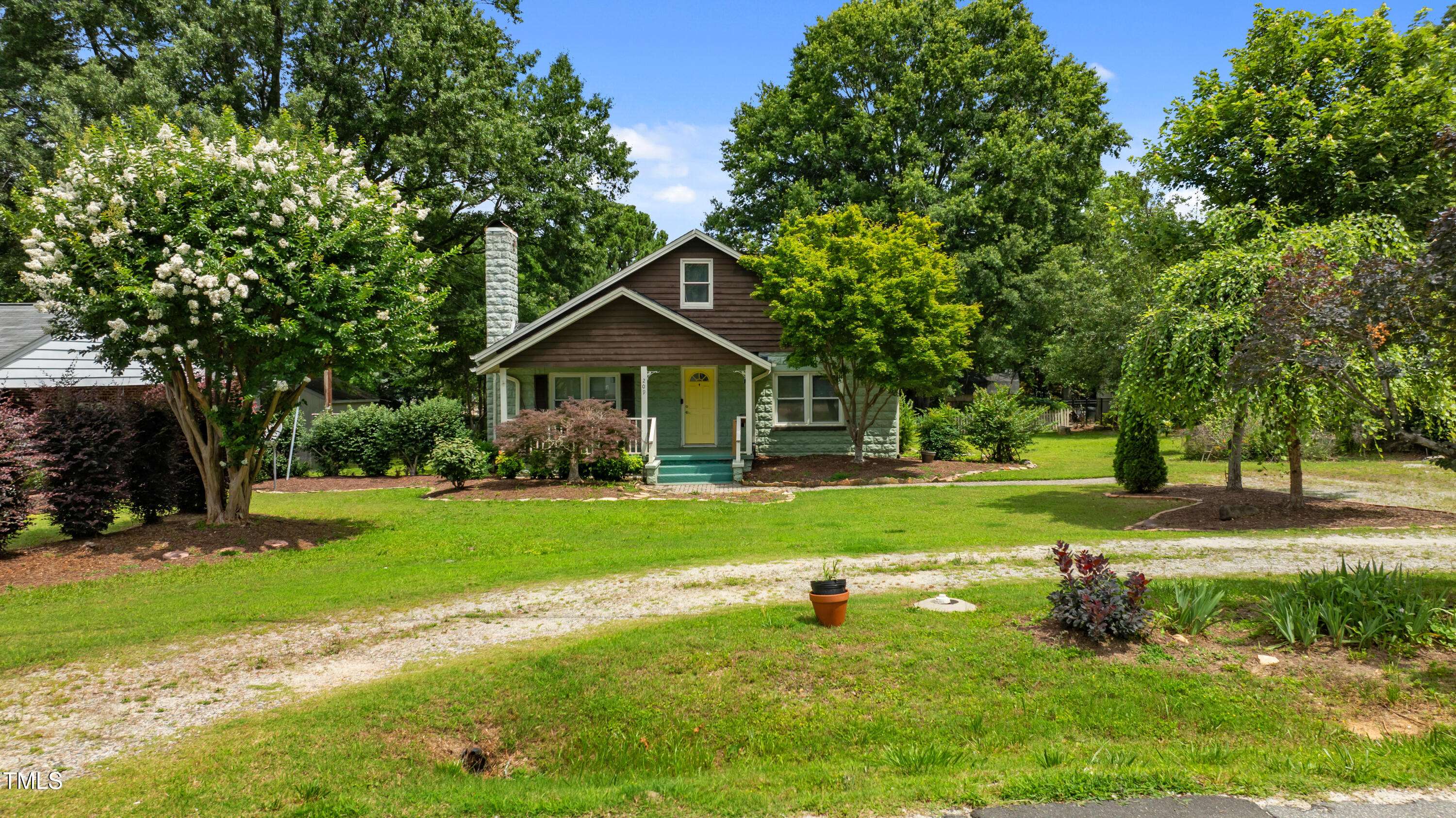 Youngsville, NC 27596,209 E Winston Street