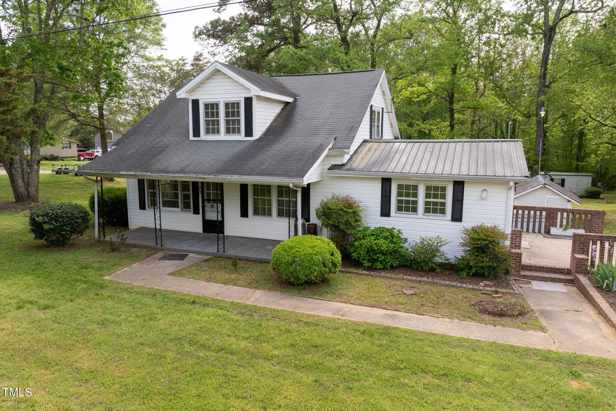 Warrenton, NC 27589,183 Red Hill Loop Road