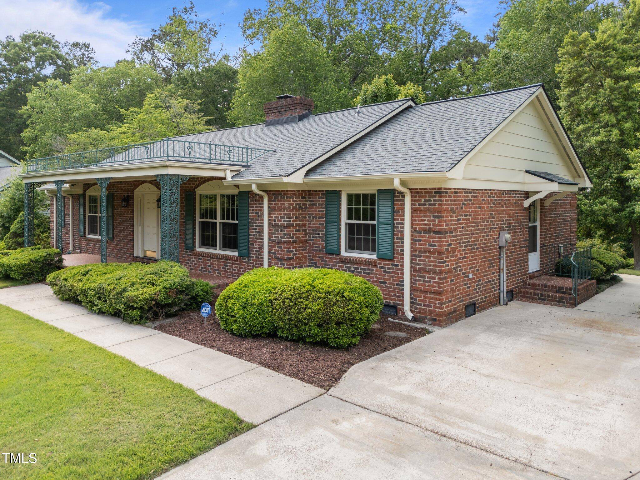 Raleigh, NC 27612,5529 Shadowbrook Drive