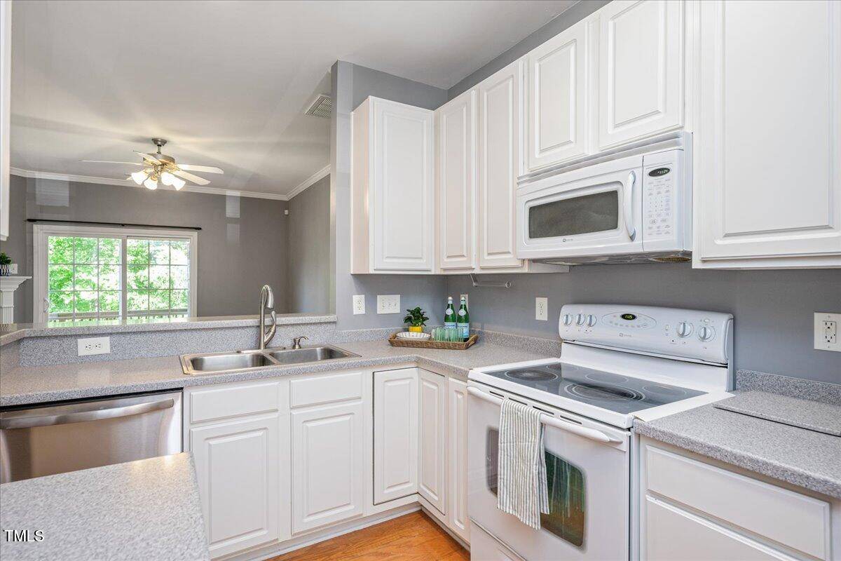 Raleigh, NC 27617,7616 Satinwing Lane