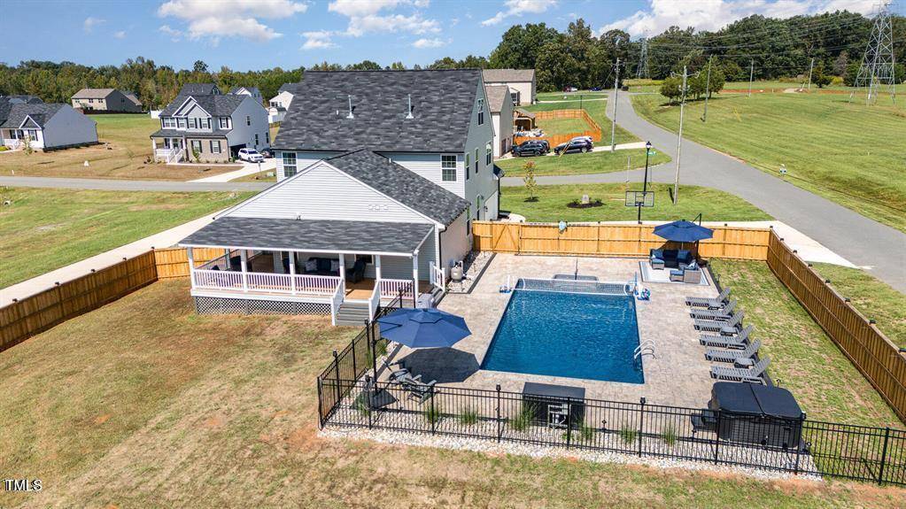 Burlington, NC 27217,1302 Reading Court