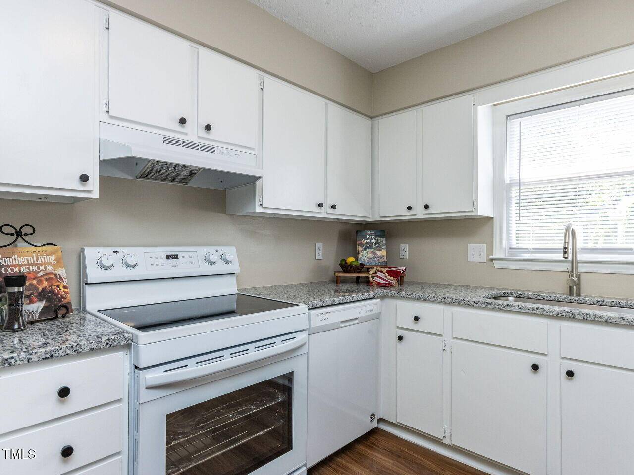 Chapel Hill, NC 27514,113 Weatherstone Drive #Unit B