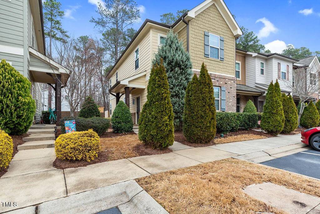 Apex, NC 27539,752 Wickham Ridge Road