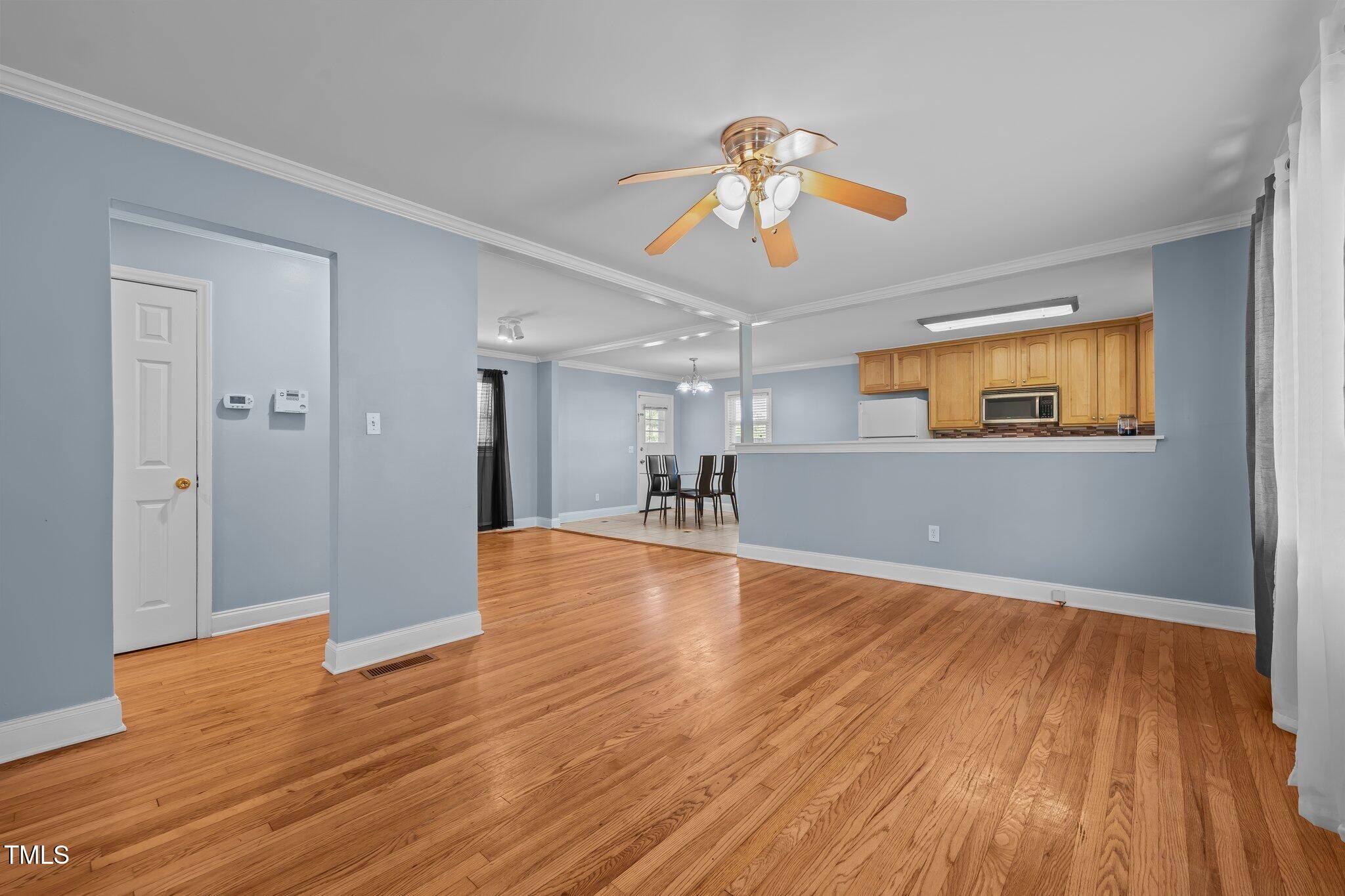 Burlington, NC 27217,464 Camp Road