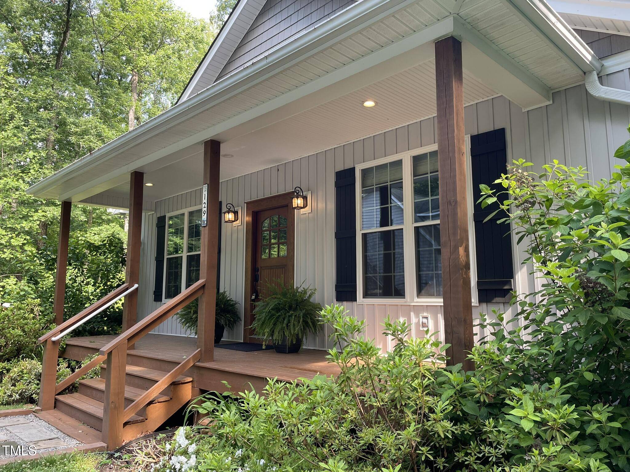 Clarksville, VA 23927,129 Forest Hill Street