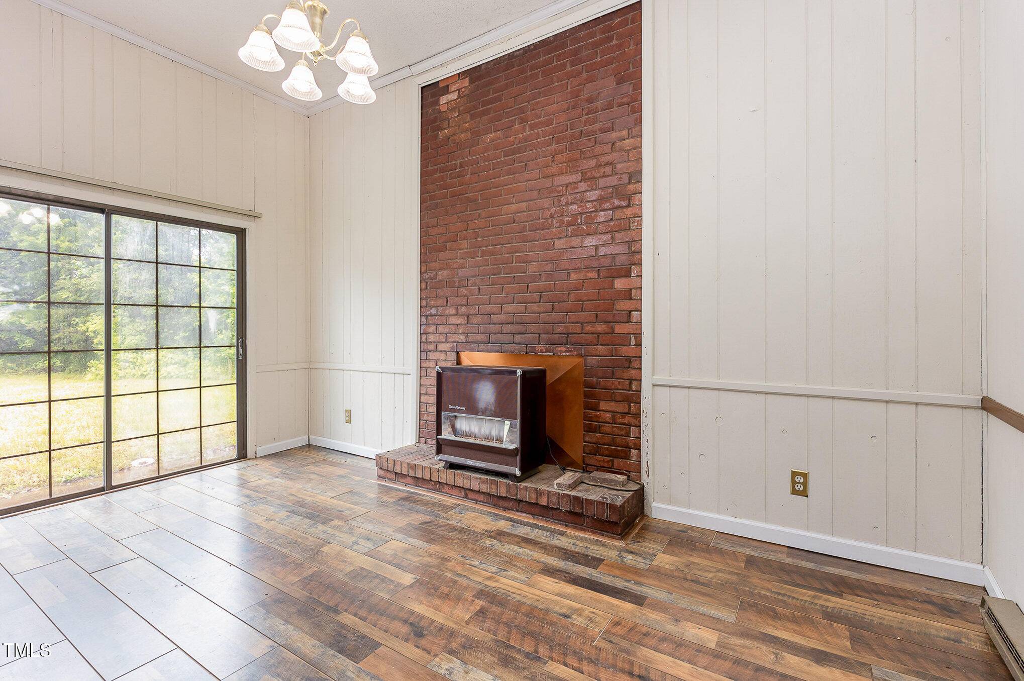 Haw River, NC 27258,1012 Roxboro Street