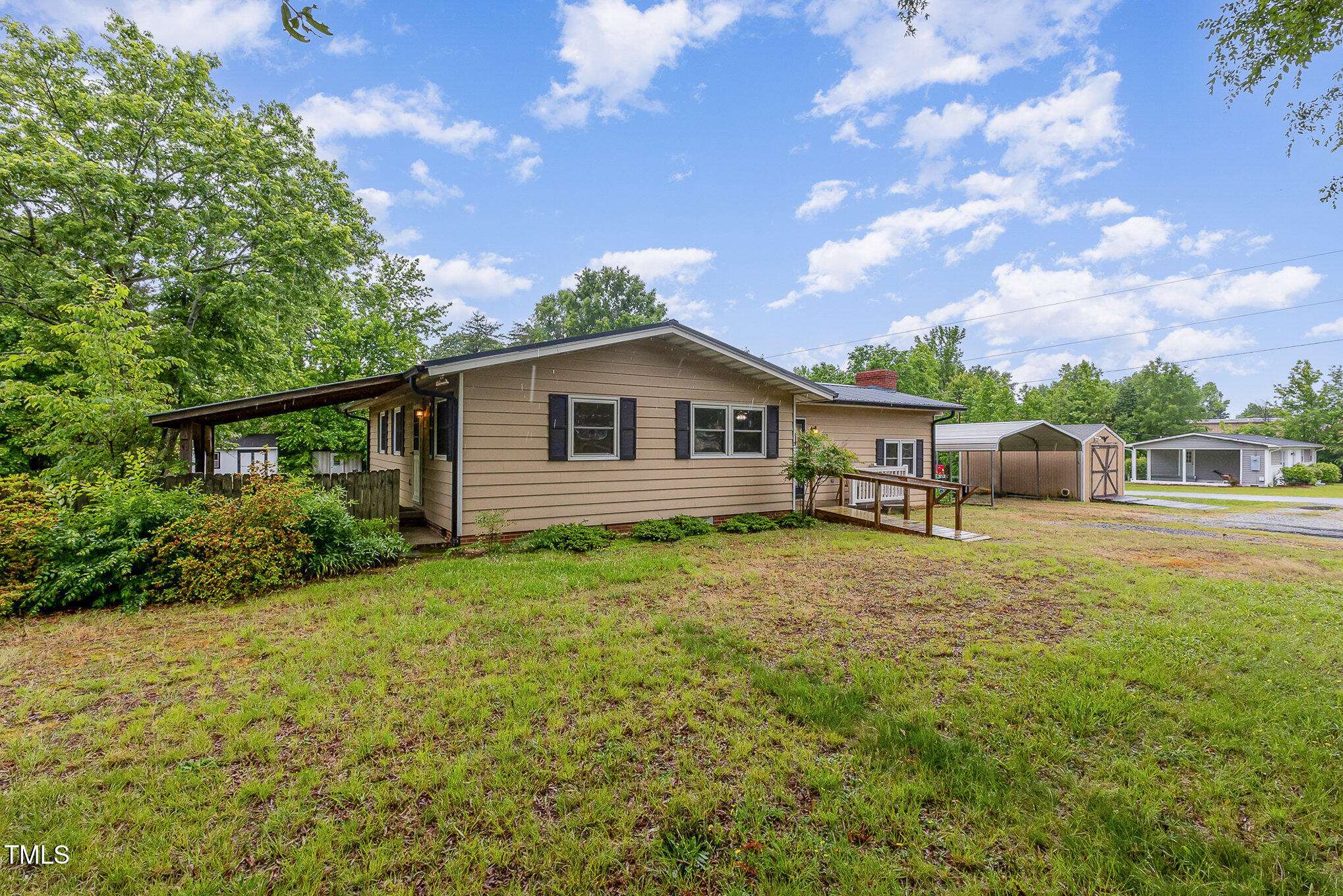Haw River, NC 27258,1012 Roxboro Street