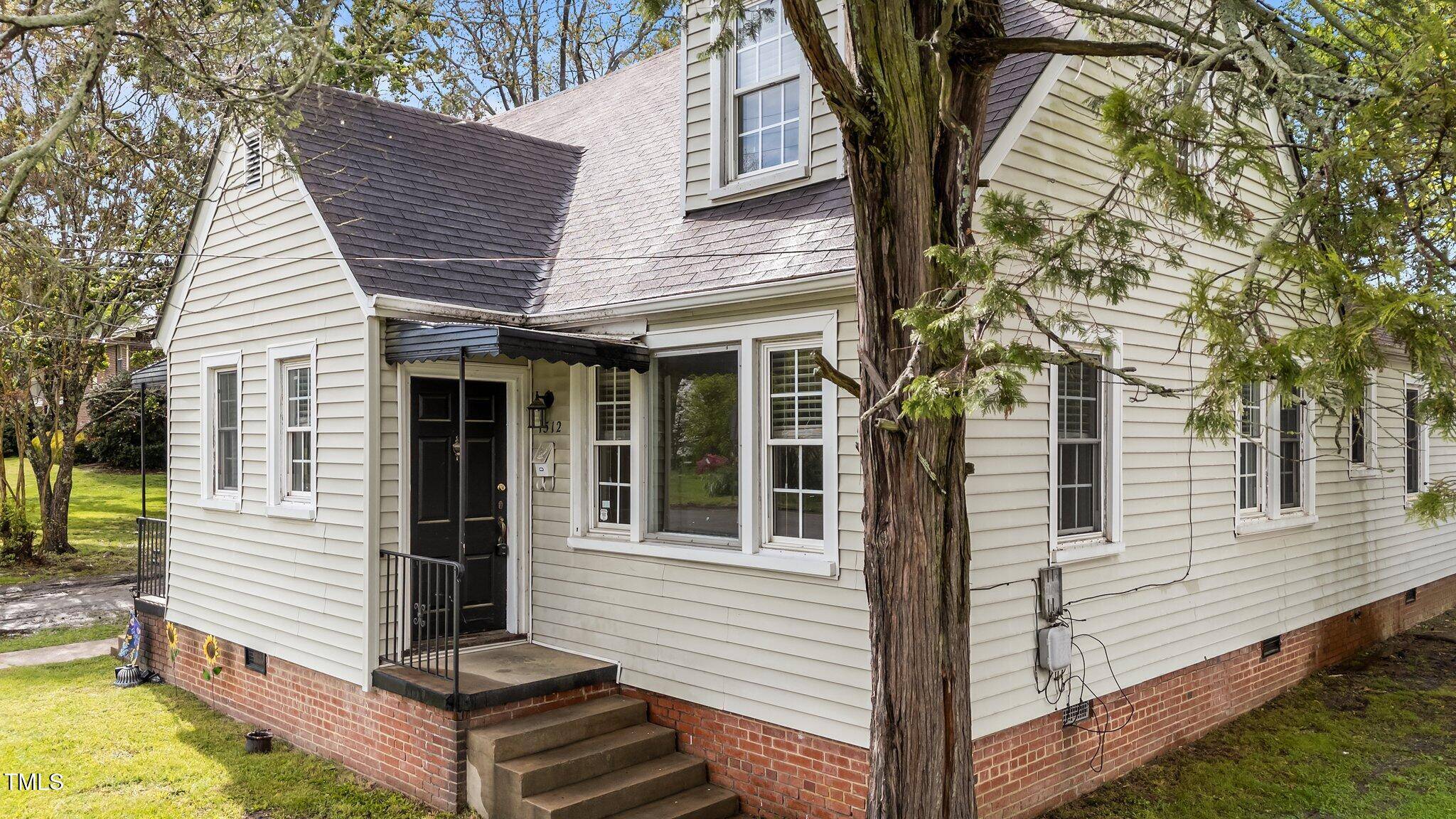 Henderson, NC 27536,1512 Oxford Road