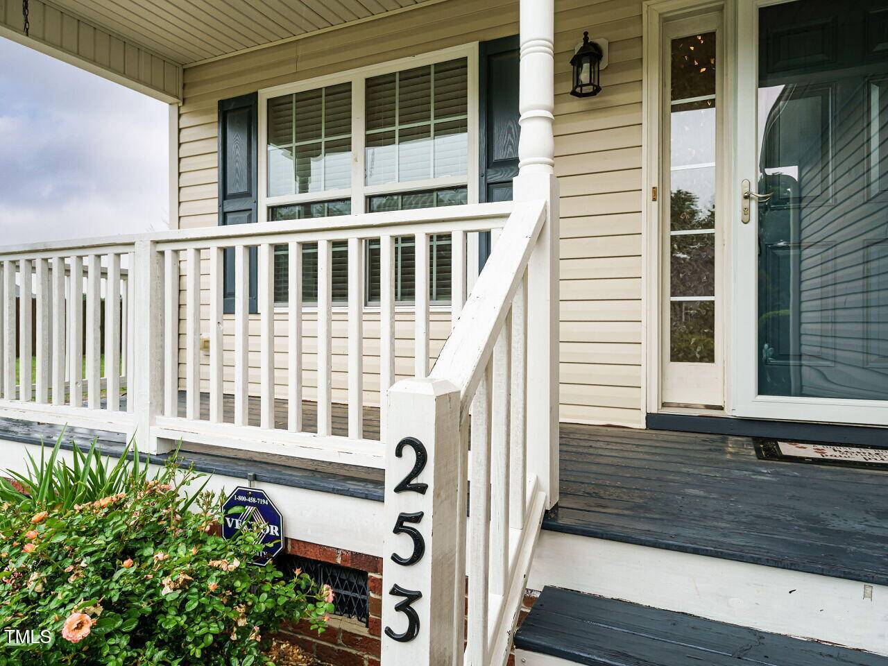 Smithfield, NC 27577,253 Middle Landing Drive