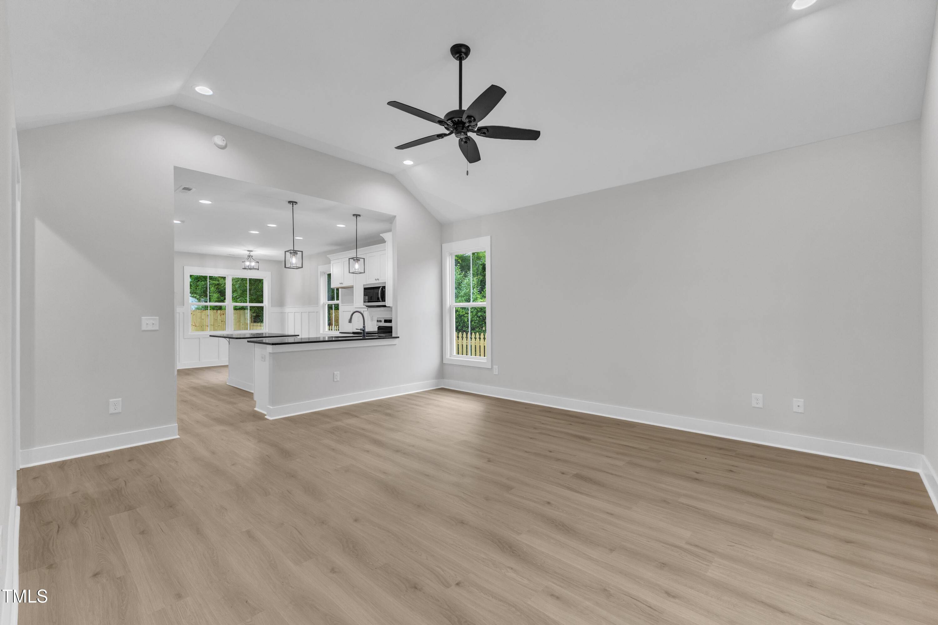 Selma, NC 27576,405 N Raiford Street