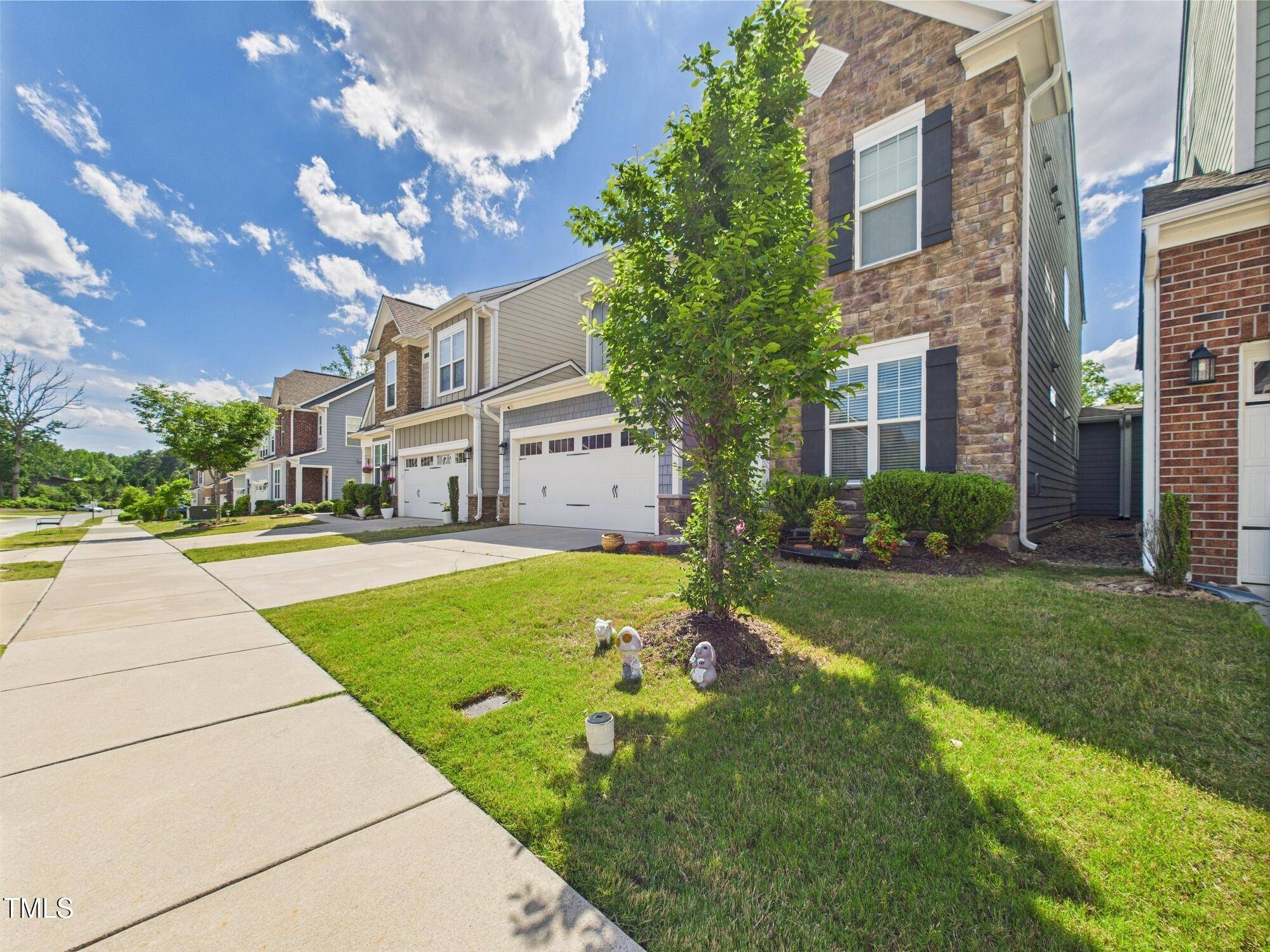 Apex, NC 27523,524 Rowanwood Way