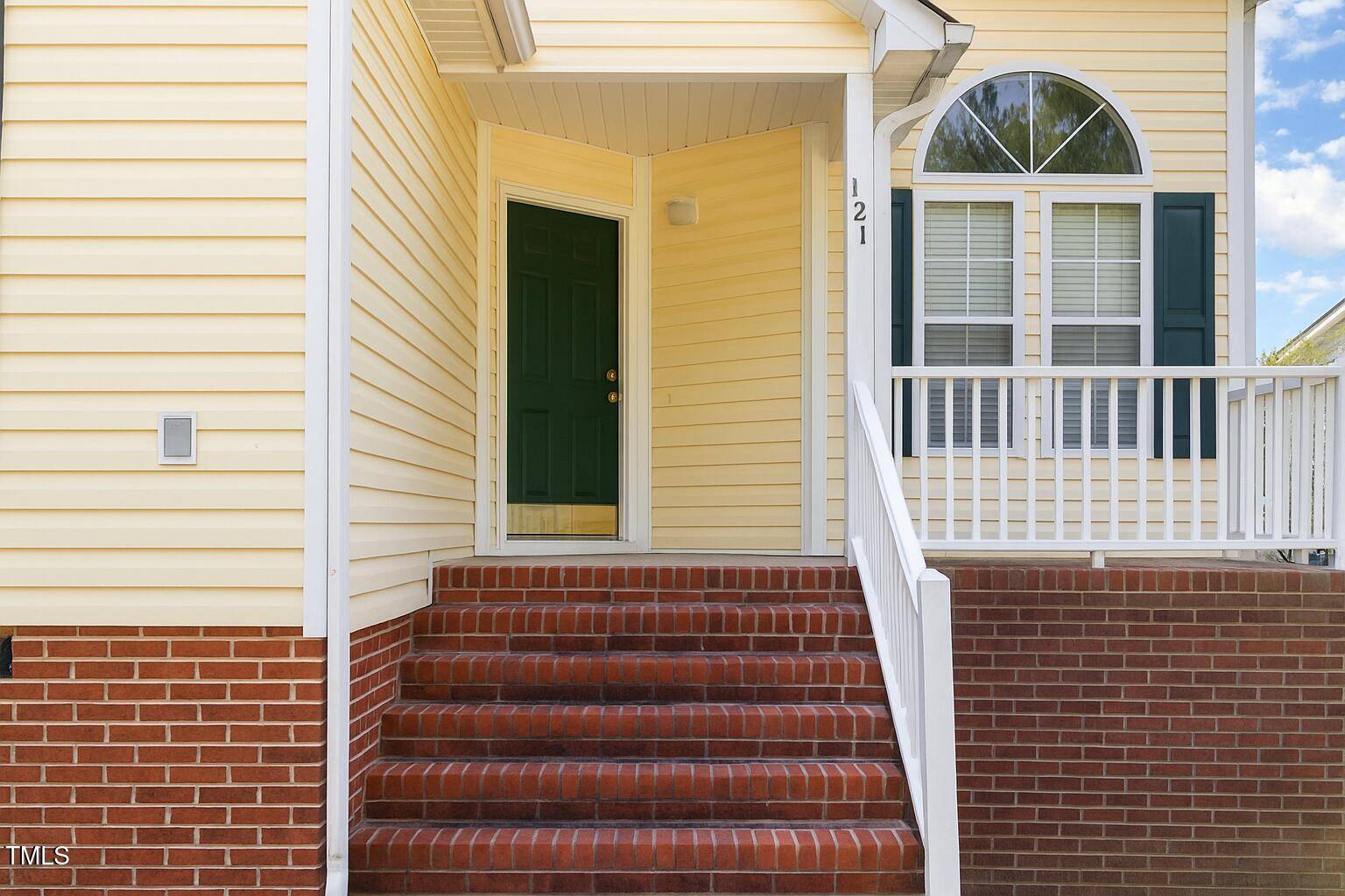 Zebulon, NC 27597,1211 Azalea Drive