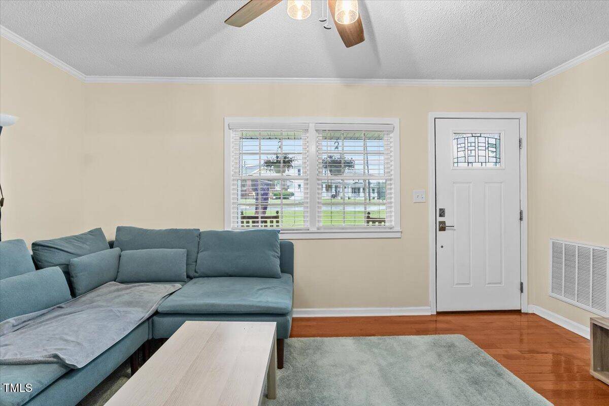 Burlington, NC 27215,4048 B S Nc 62 Hwy
