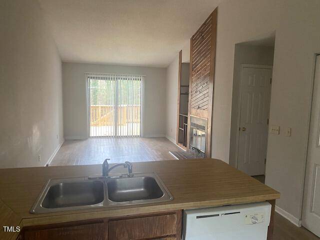 Cary, NC 27511,937 W Chatham