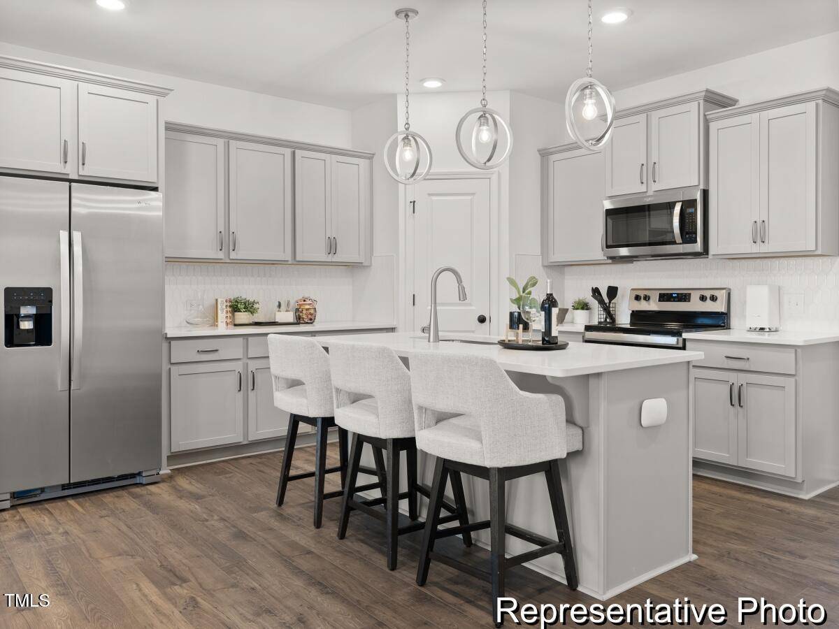 Clayton, NC 27527,157 N District Avenue #291