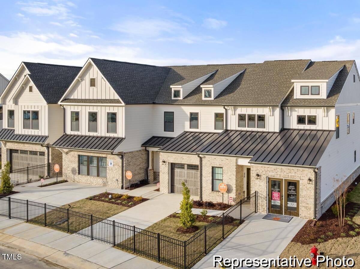 Clayton, NC 27527,157 N District Avenue #291