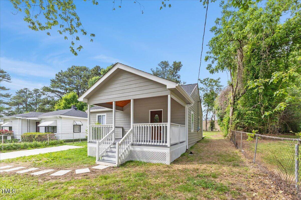 Henderson, NC 27536,128 W Parker Street