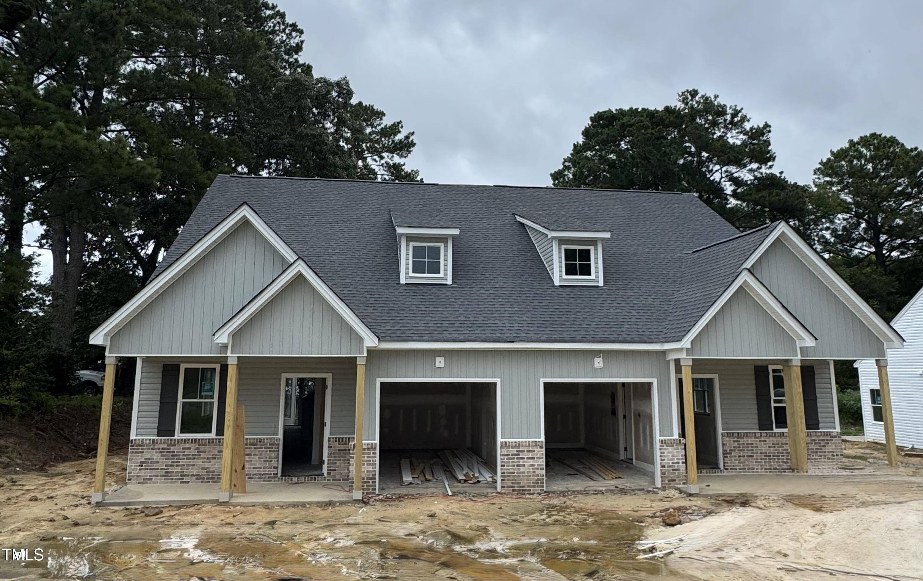 Four Oaks, NC 27524,203 S Main Street #A