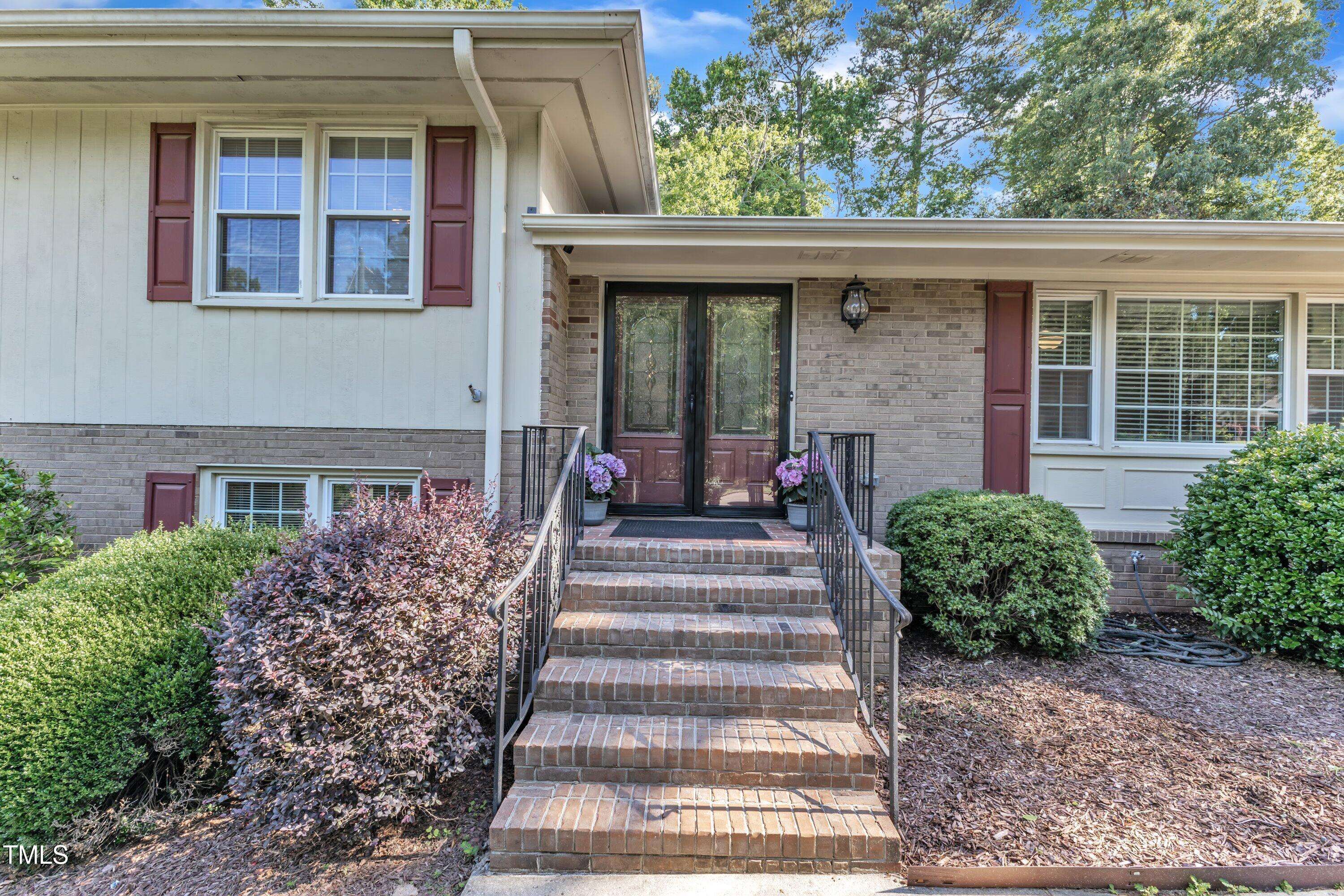 Raleigh, NC 27612,1920 Hillock Drive