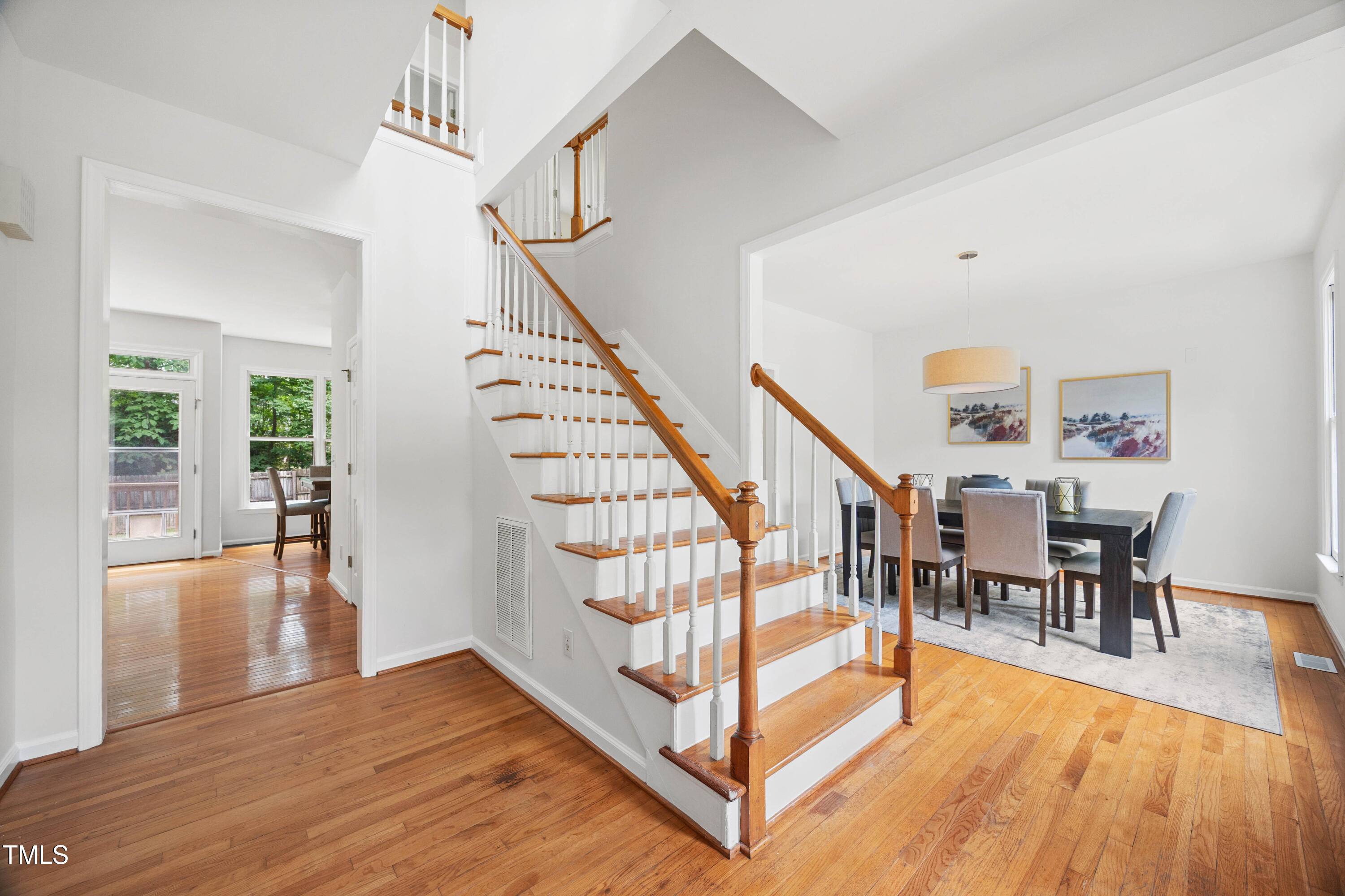 Chapel Hill, NC 27514,104 S Crabtree Knoll