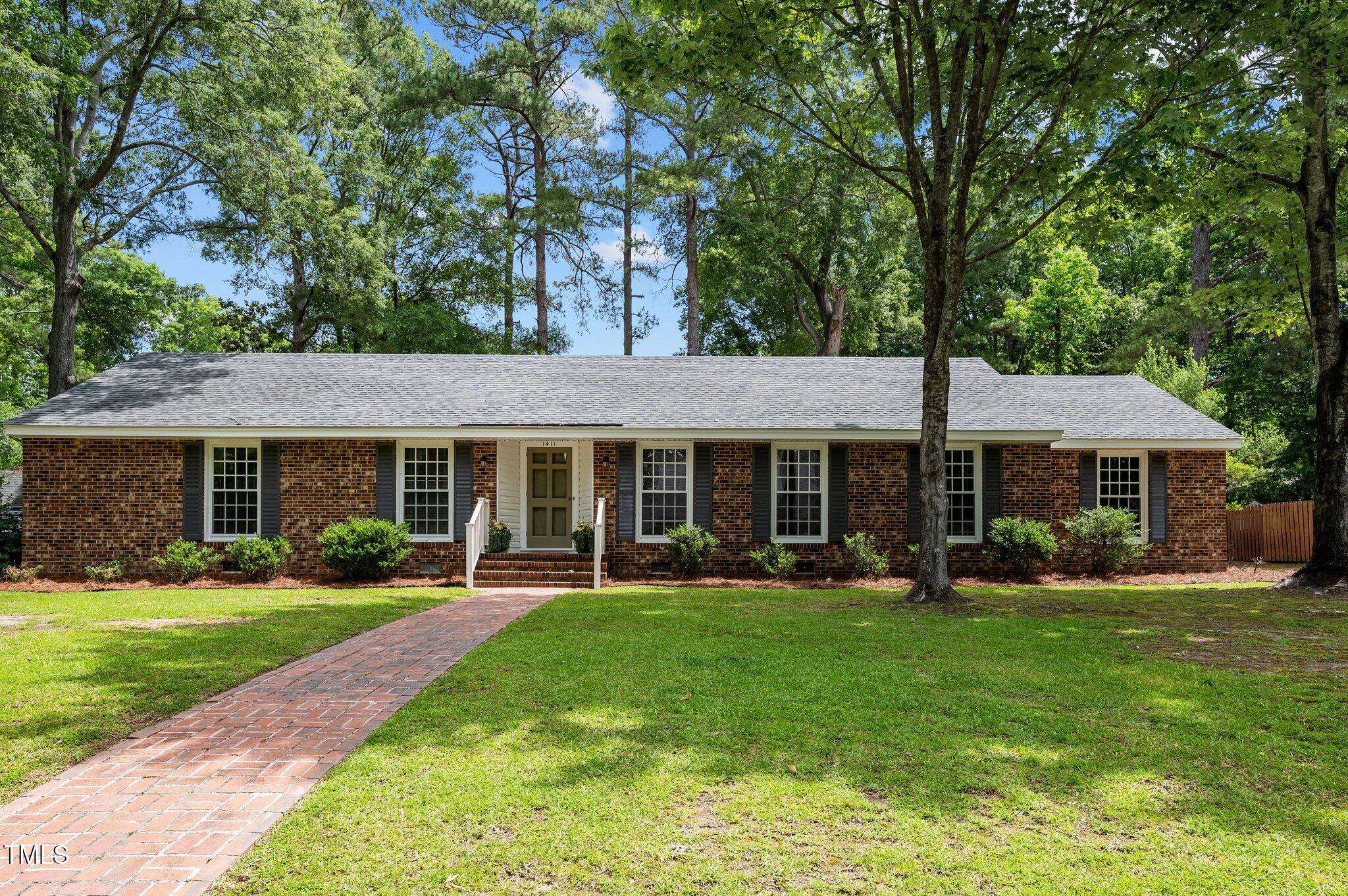 Tarboro, NC 27886,1411 Captains Road