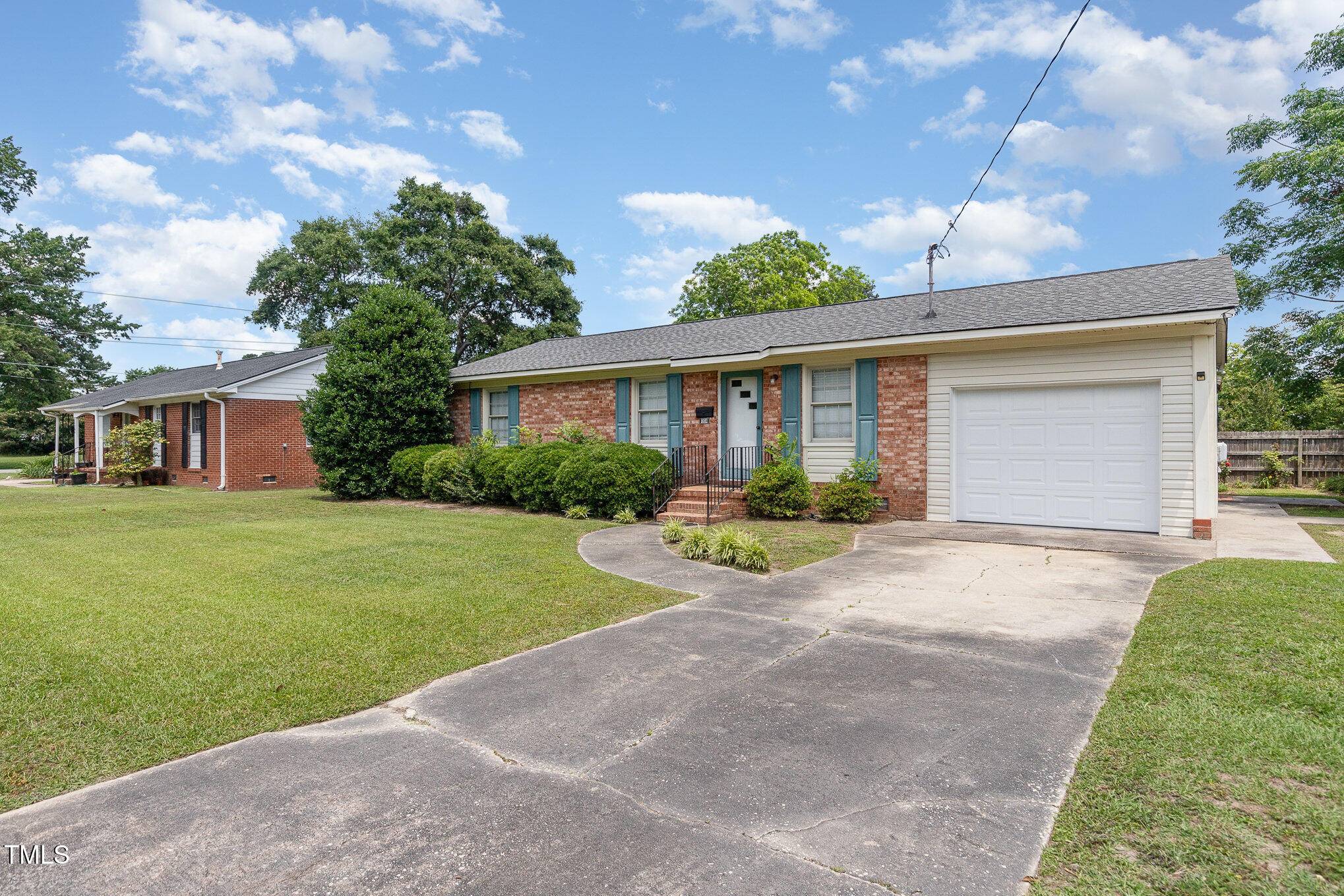 Dunn, NC 28334,1304 Park Avenue