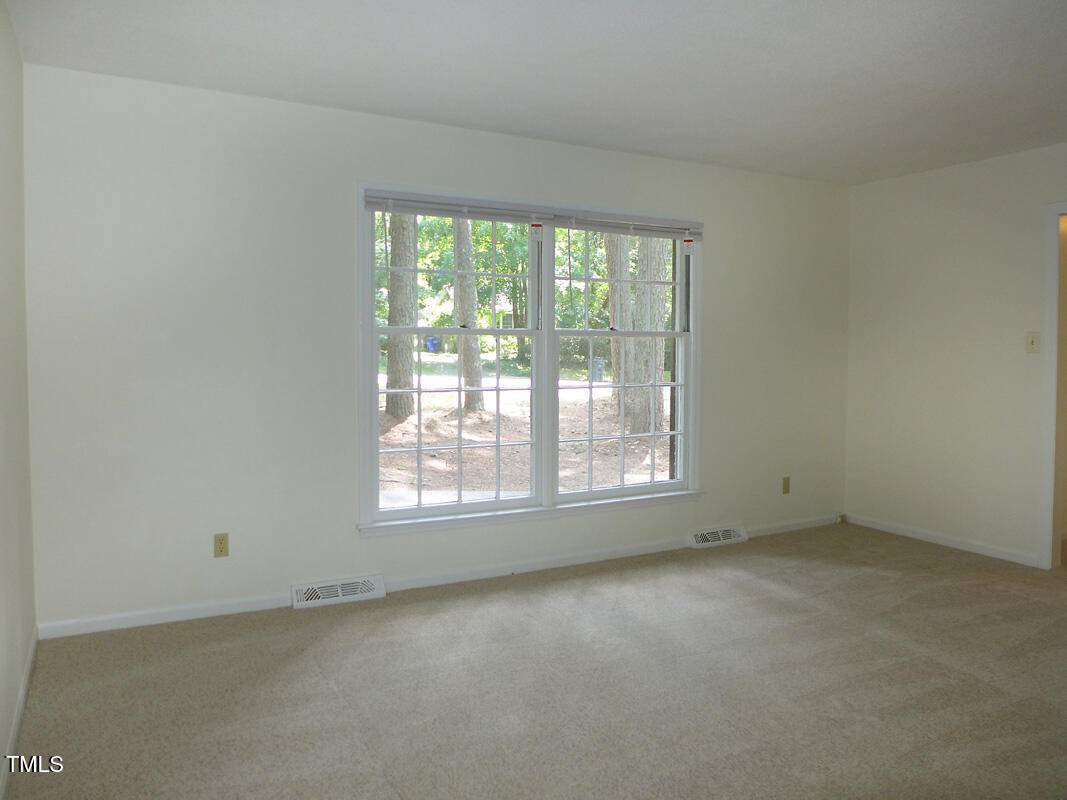 Chapel Hill, NC 27516,200 Bennington Drive