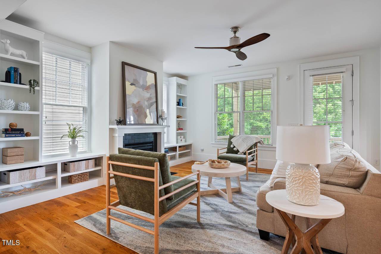 Chapel Hill, NC 27516,253 Tobacco Farm Way