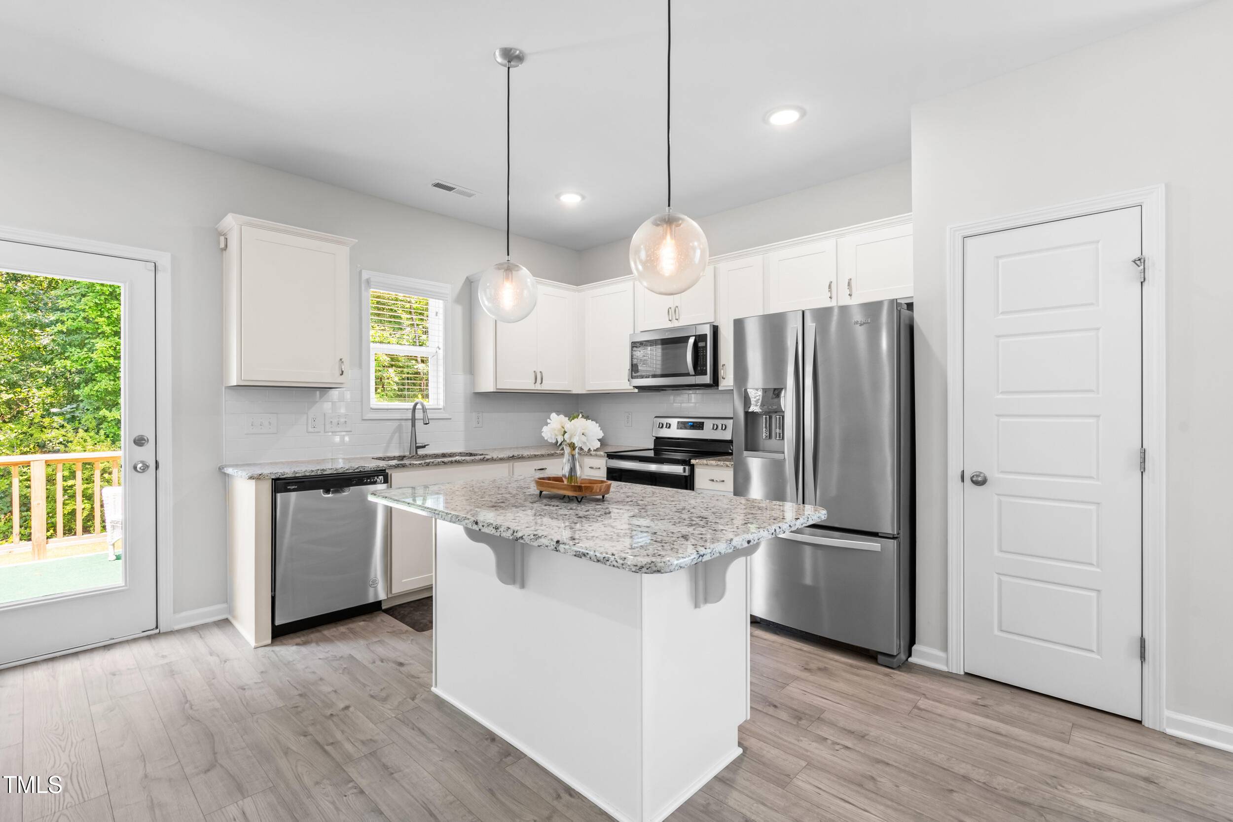Smithfield, NC 27577,445 Sturgeon Street
