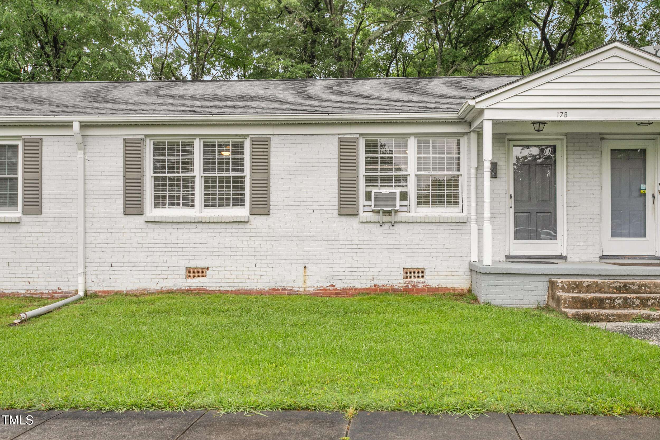 Burlington, NC 27215,1400 Roslyn Drive #Unit 17b
