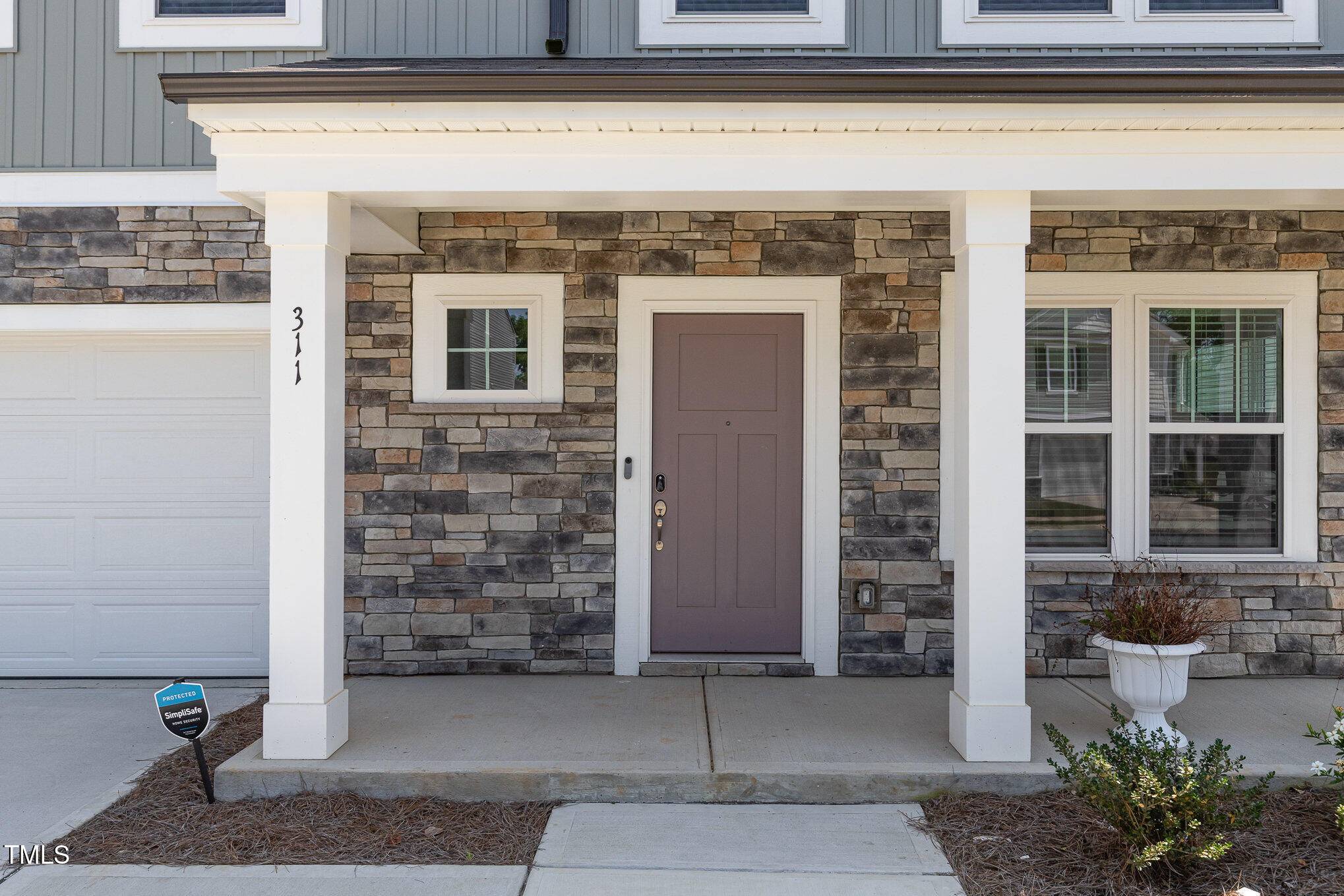 Angier, NC 27501,311 Horseshoe Place