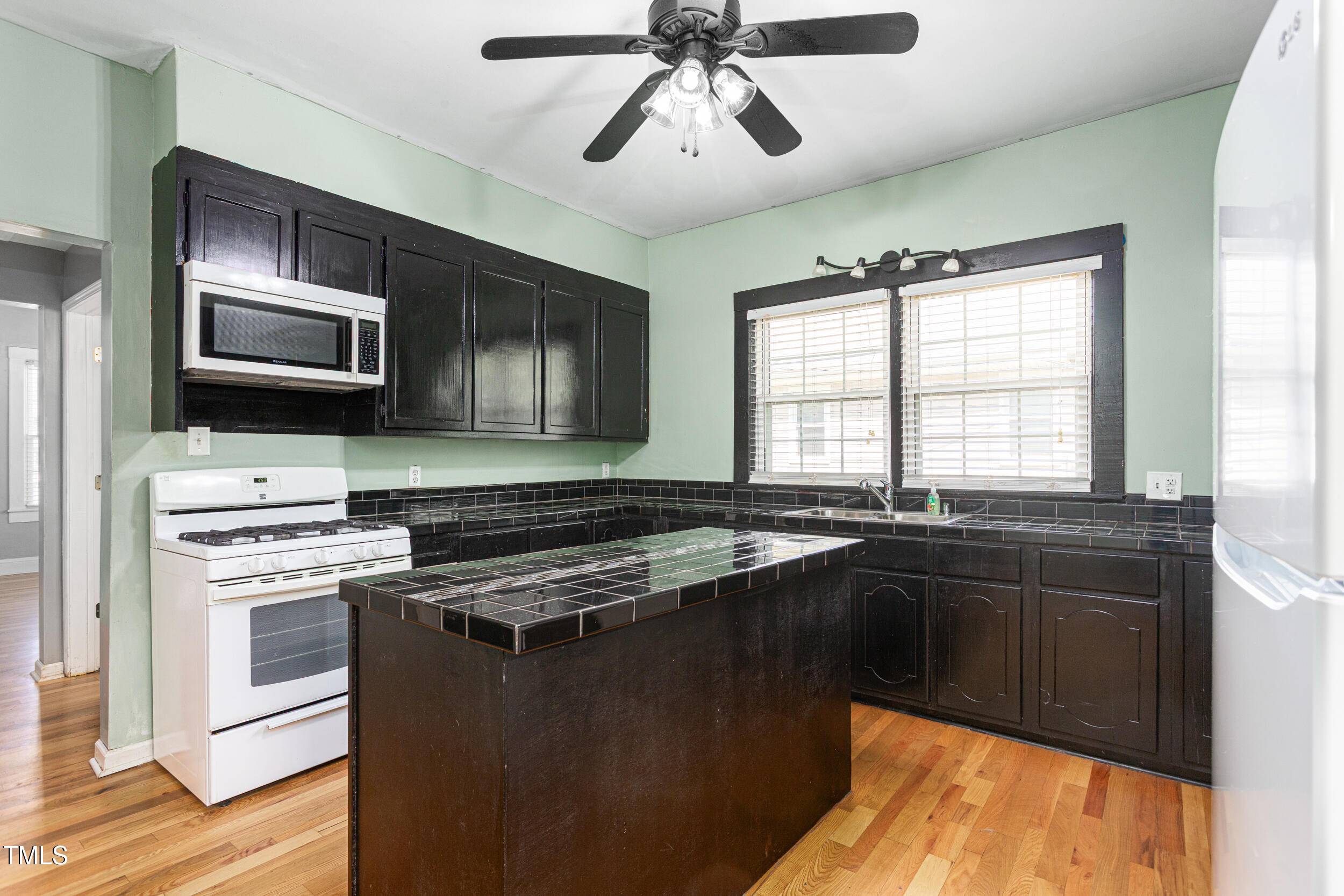 Mebane, NC 27302,307 W Austin Street