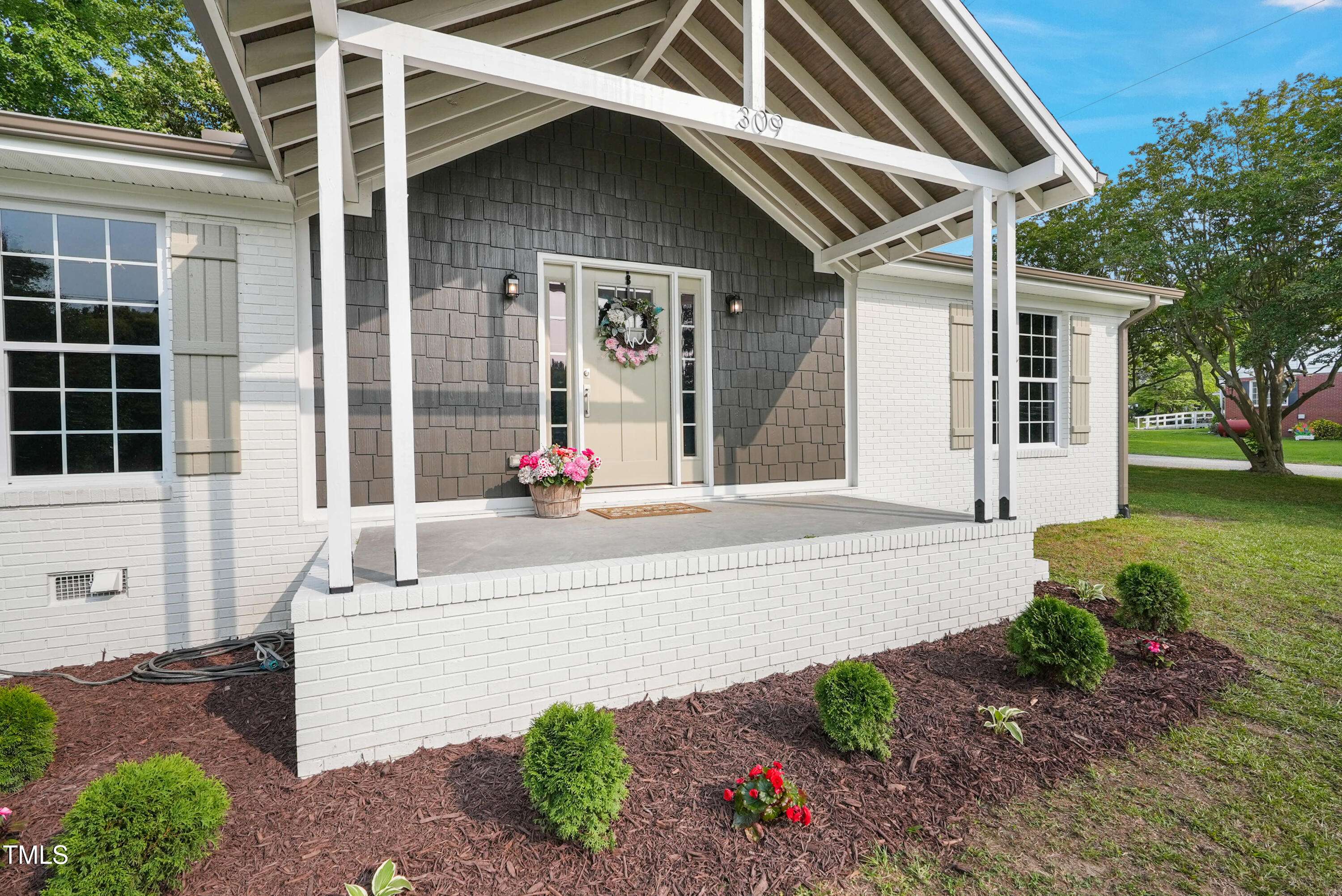 Dunn, NC 28334,309 S Mckay Avenue