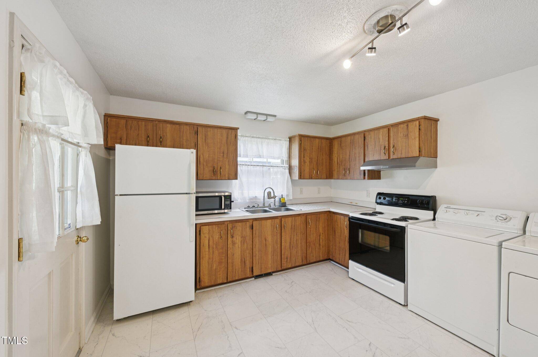 Raleigh, NC 27610,555 Dacian Road