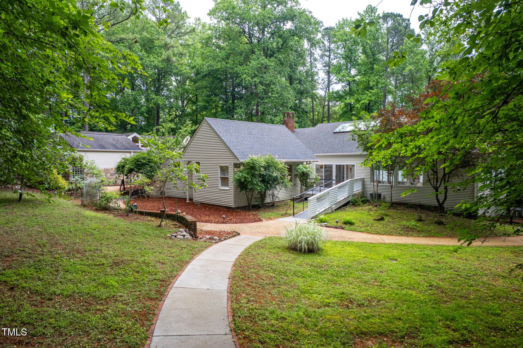 Chapel Hill, NC 27516,708 October Woods Road