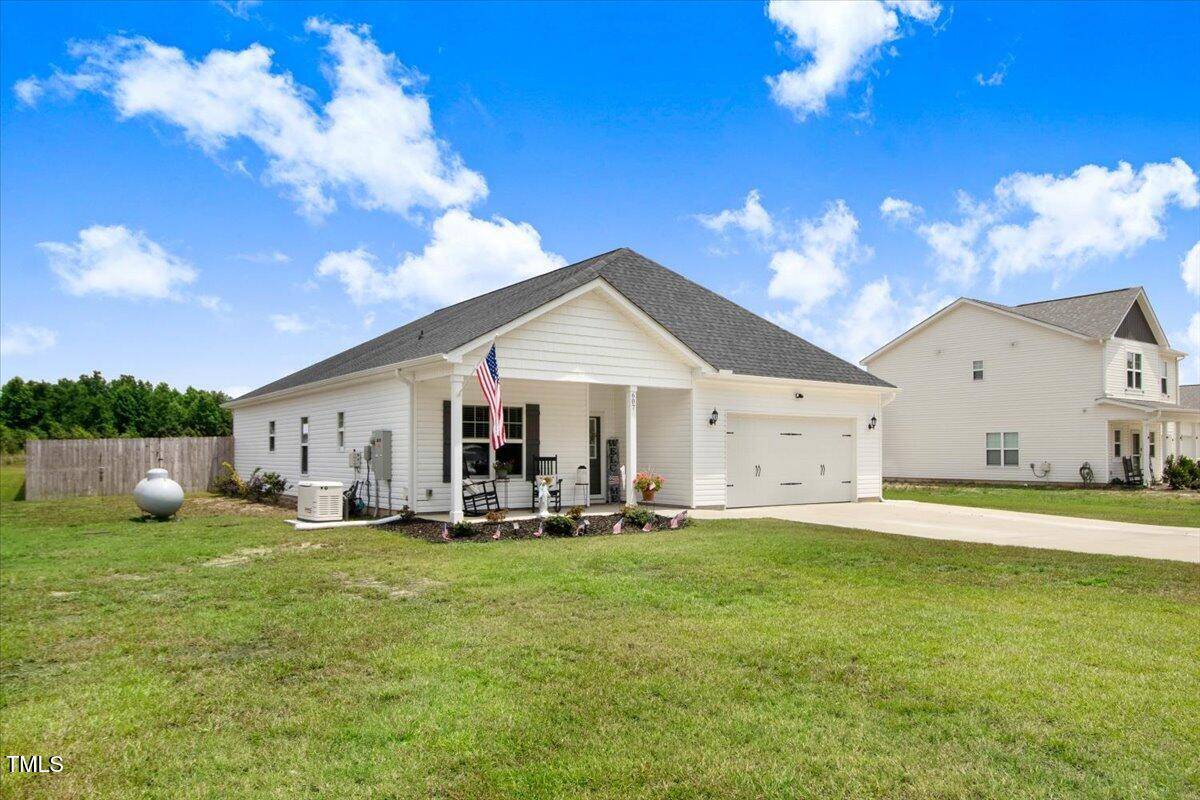 Salemburg, NC 28385,607 Laurel Lake Road