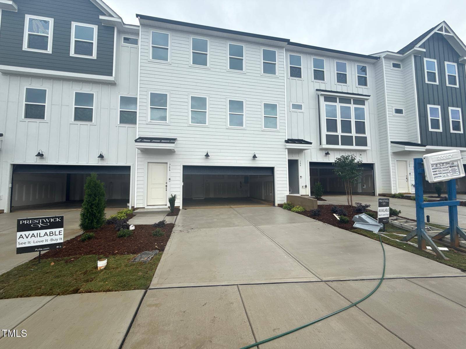 Apex, NC 27523,786 Larkspur Bowl Way Way