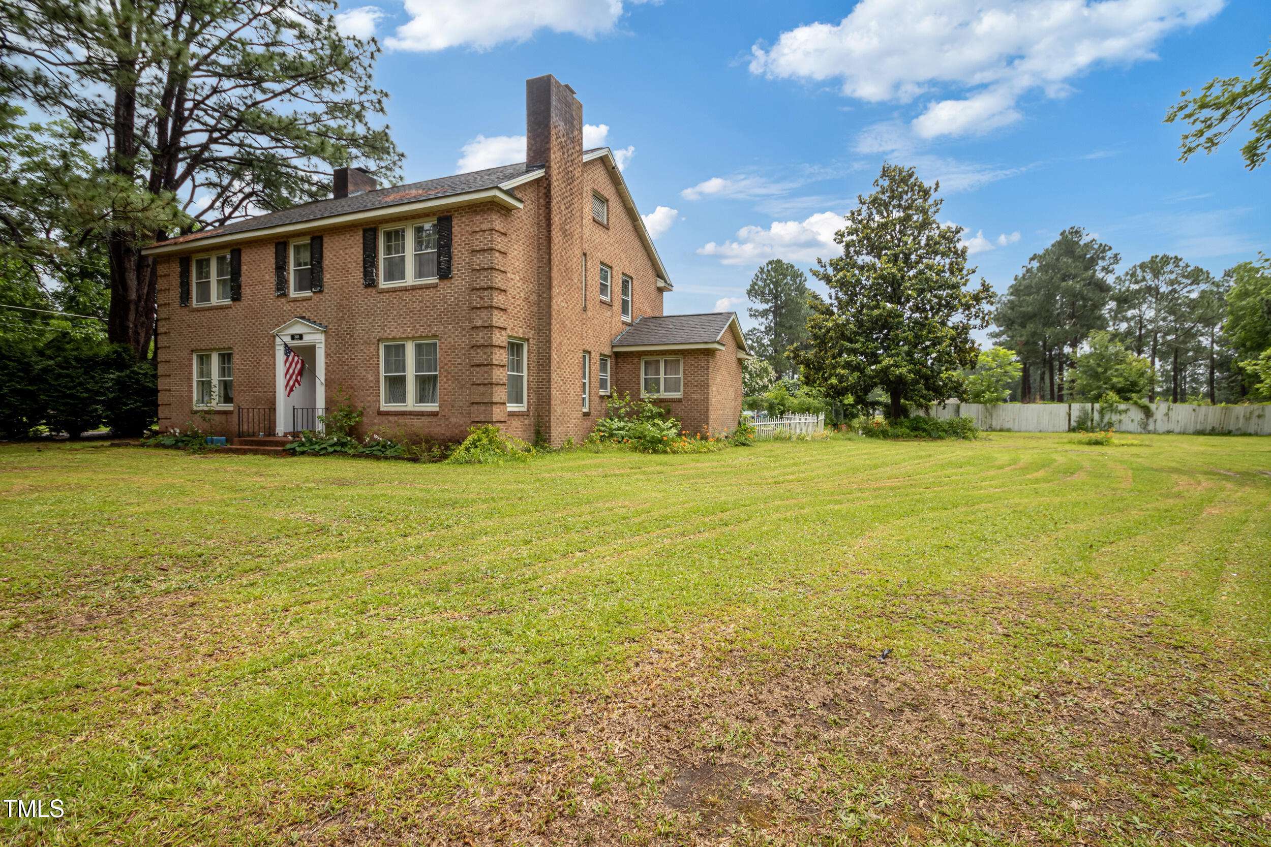 Raeford, NC 28376,301 Harris Avenue