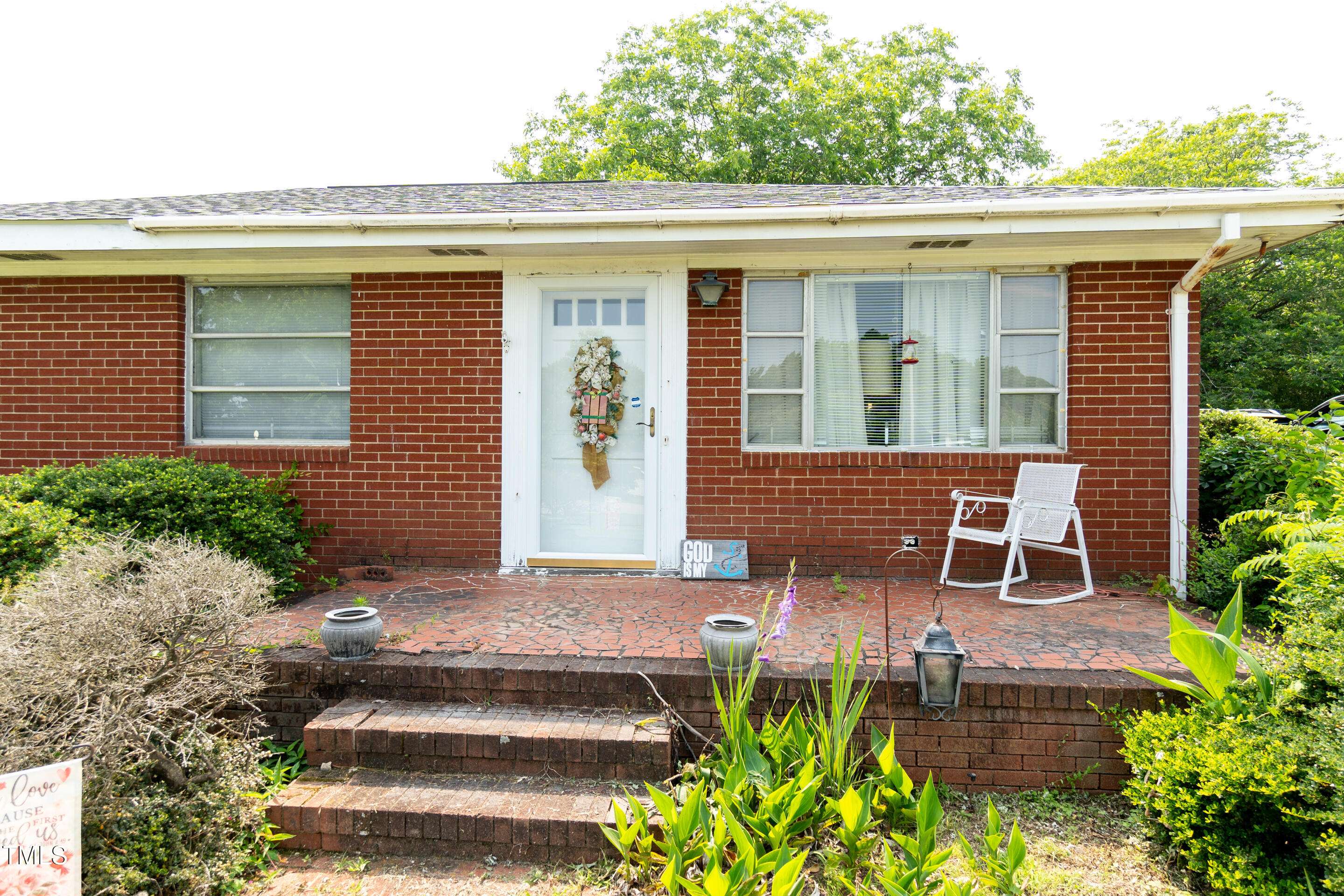 Zebulon, NC 27597,728 S Wakefield Street